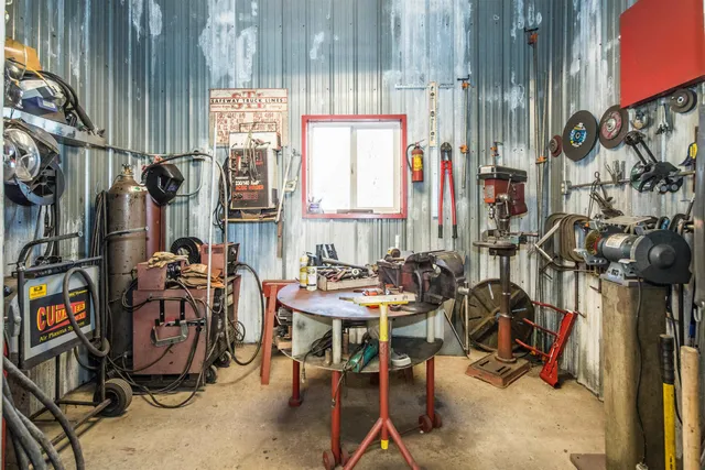 $1,499,000 | 640 Orchard Drive, Bridport, VT 05734