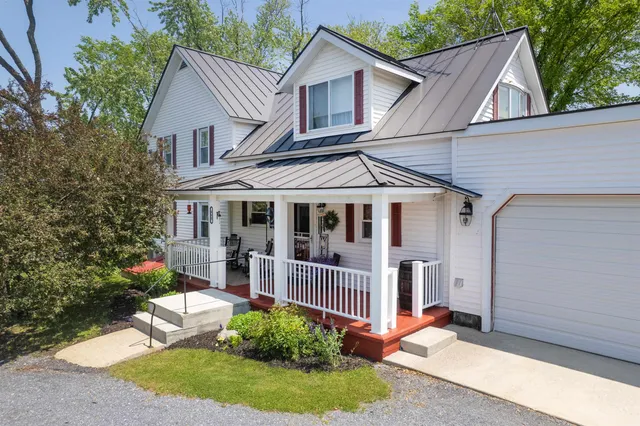 $1,499,000 | 640 Orchard Drive, Bridport, VT 05734