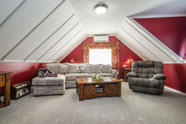 $1,499,000 | 640 Orchard Drive, Bridport, VT 05734