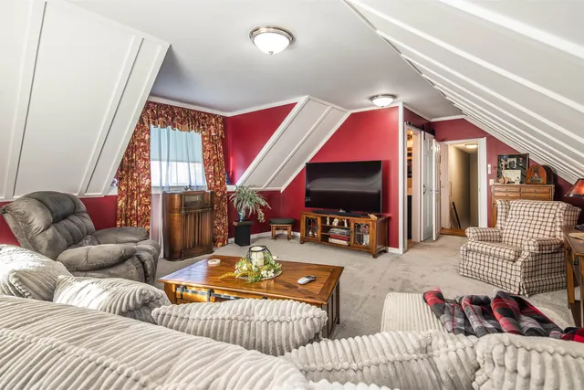 $1,499,000 | 640 Orchard Drive, Bridport, VT 05734