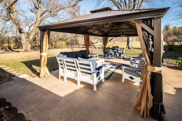 $1,499,000 | 640 Orchard Drive, Bridport, VT 05734