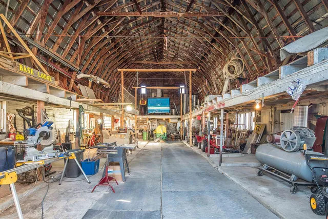 $1,499,000 | 640 Orchard Drive, Bridport, VT 05734