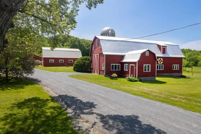 $1,499,000 | 640 Orchard Drive, Bridport, VT 05734