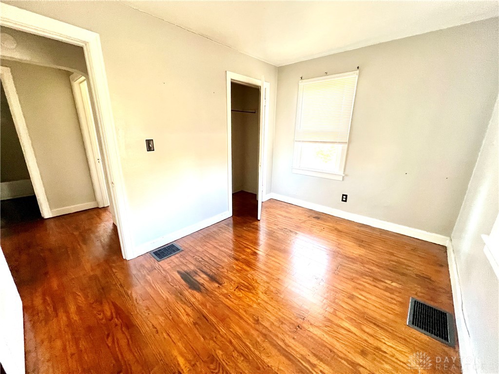 3145 Troy Road Springfield, OH 45504 - Photo 4 of 32