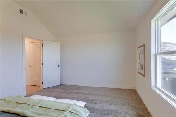 $950,522 | 2424 West 177th Street, Overland Park, KS 66085