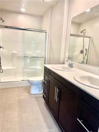 $3,700 | 14121 Oak Lane, Van Nuys, CA 91405