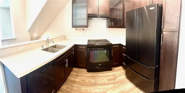 $3,700 | 14121 Oak Lane, Van Nuys, CA 91405