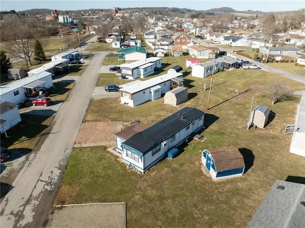 $20,000 | 306 Lamplighter Manor, Latrobe, PA 15650