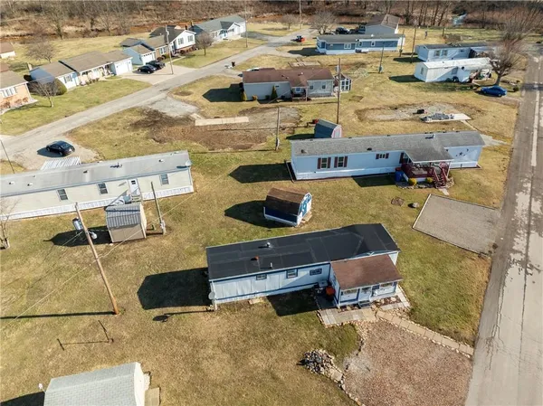 $20,000 | 306 Lamplighter Manor, Latrobe, PA 15650