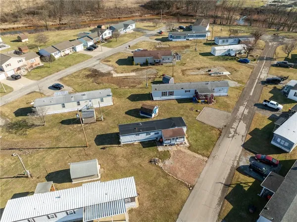 $20,000 | 306 Lamplighter Manor, Latrobe, PA 15650