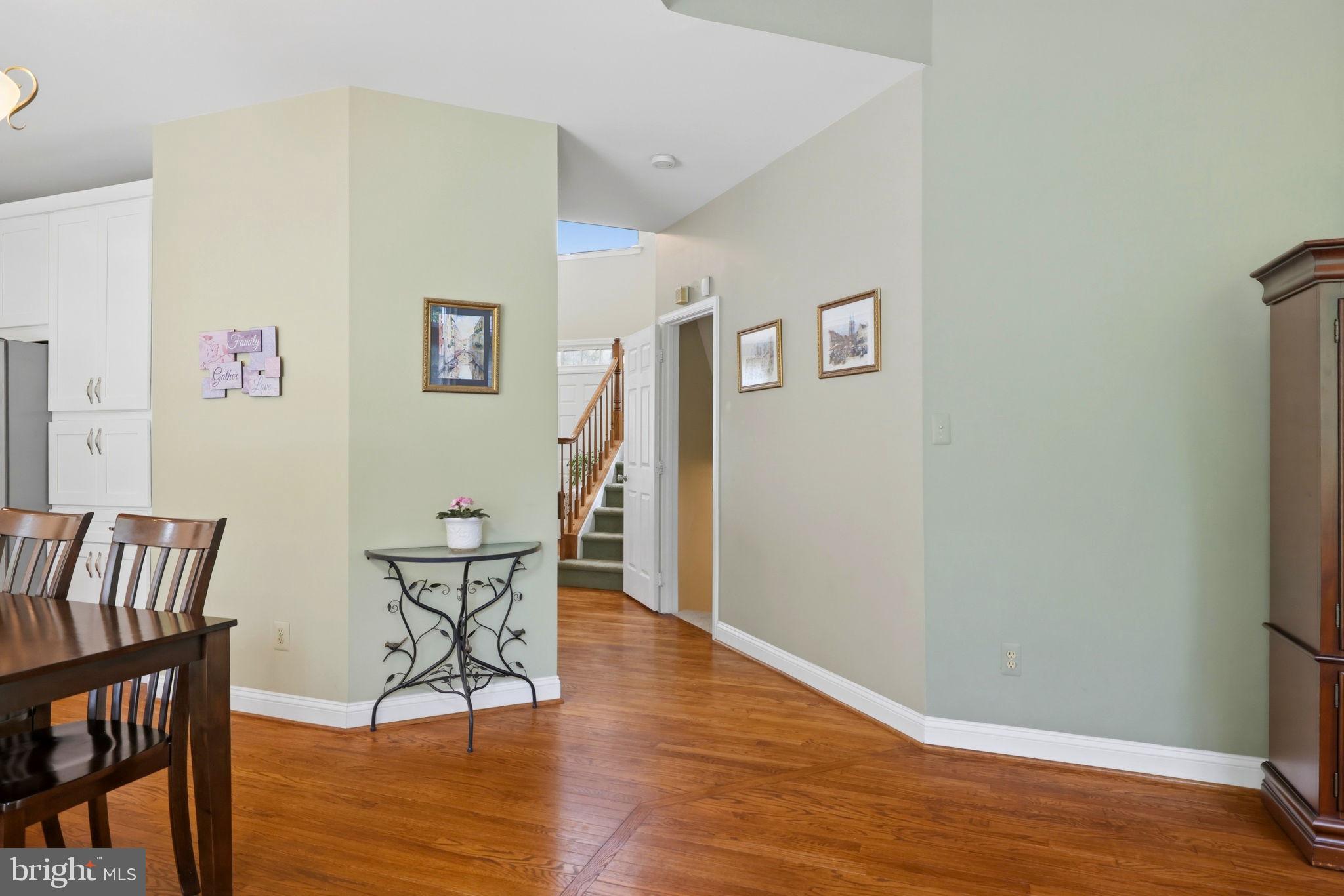 813 Duncan Place Southeast Leesburg, VA 20175 - Photo 30 of 90 Main Level View