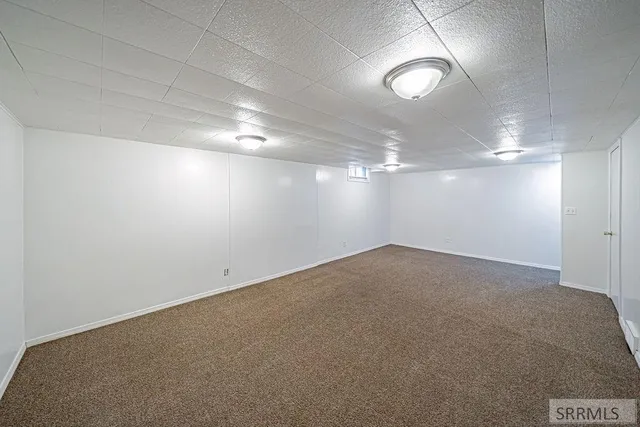 $330,000 | 1715 South Curlew Drive, Idaho Falls, ID 83406