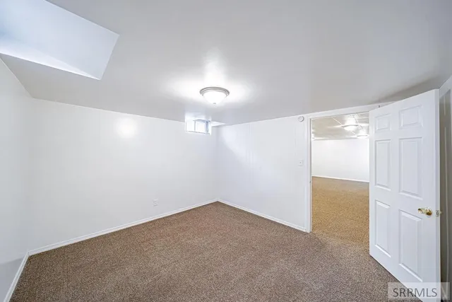 $330,000 | 1715 South Curlew Drive, Idaho Falls, ID 83406