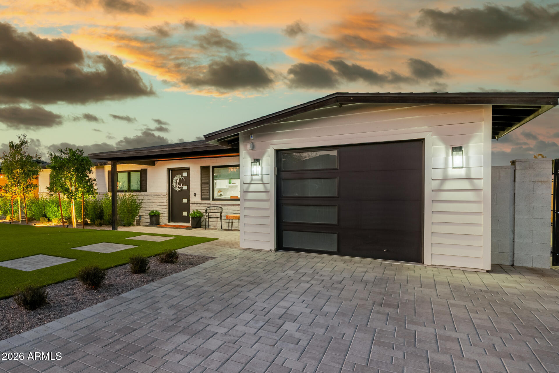 260 East Bruce Avenue Gilbert, AZ 85234 - Photo 2 of 60 02 Bruce