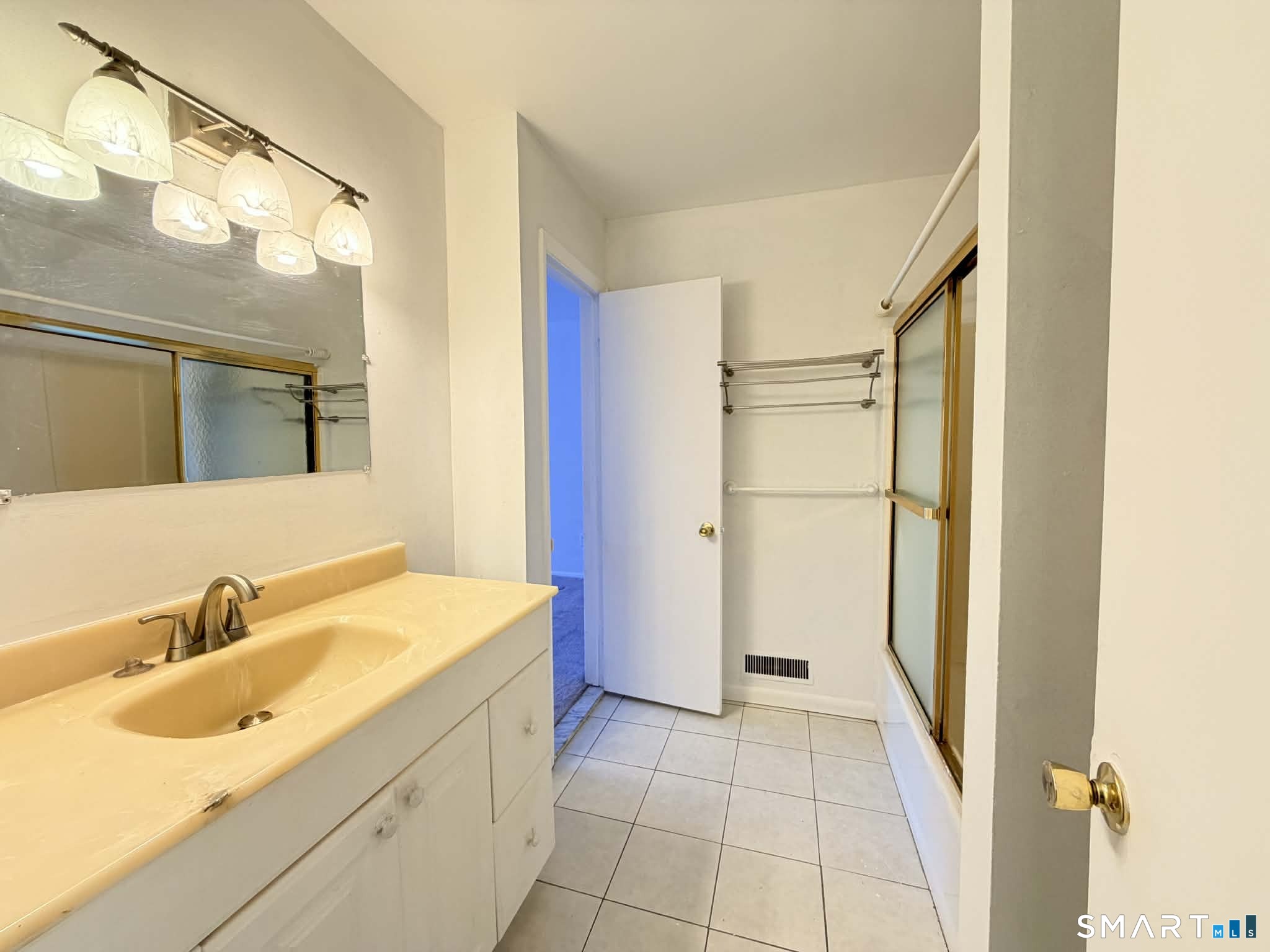 14 Newtown Road, Unit A24 Danbury, CT 06810 - Photo 18 of 22