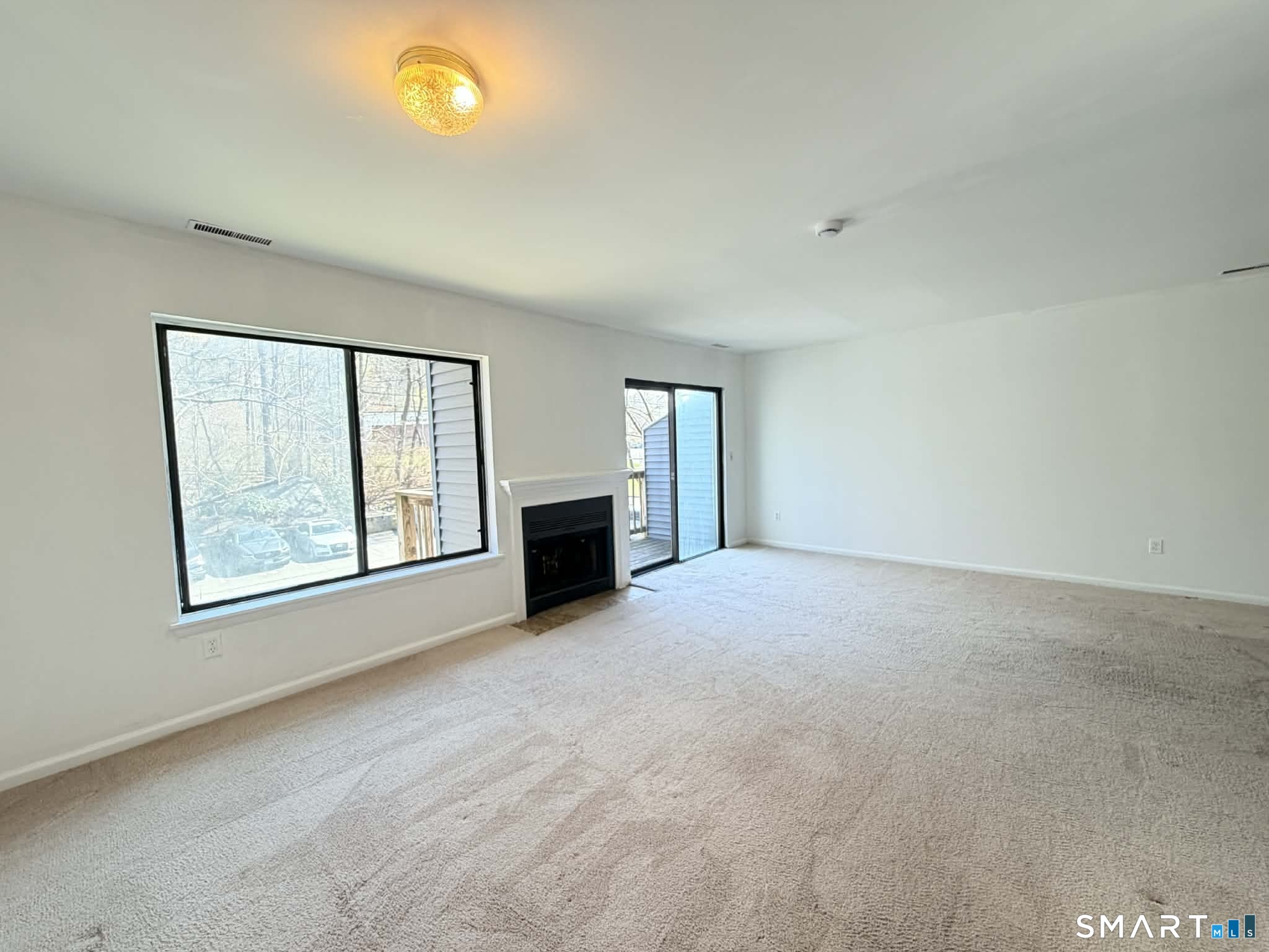 14 Newtown Road, Unit A24 Danbury, CT 06810 - Photo 5 of 22