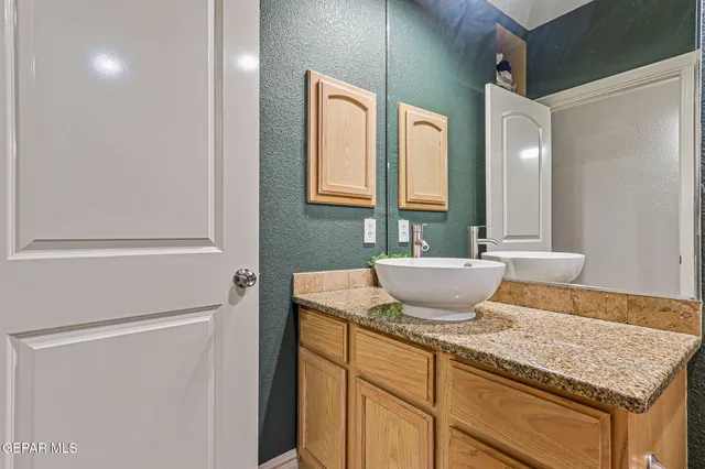 $284,900 | 14430 Misty Point Court, El Paso, TX 79938