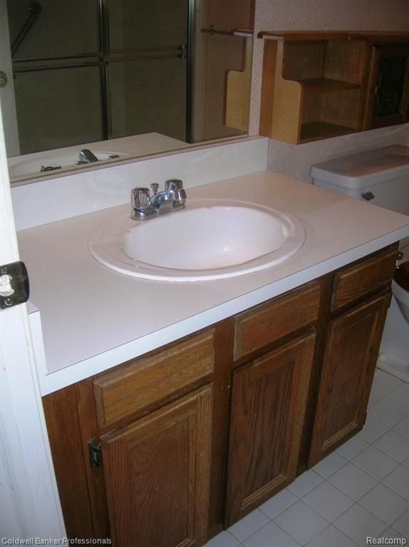 27880 Evergreen Road, Unit 19 Lathrup Village, MI 48076 - Photo 19 of 31