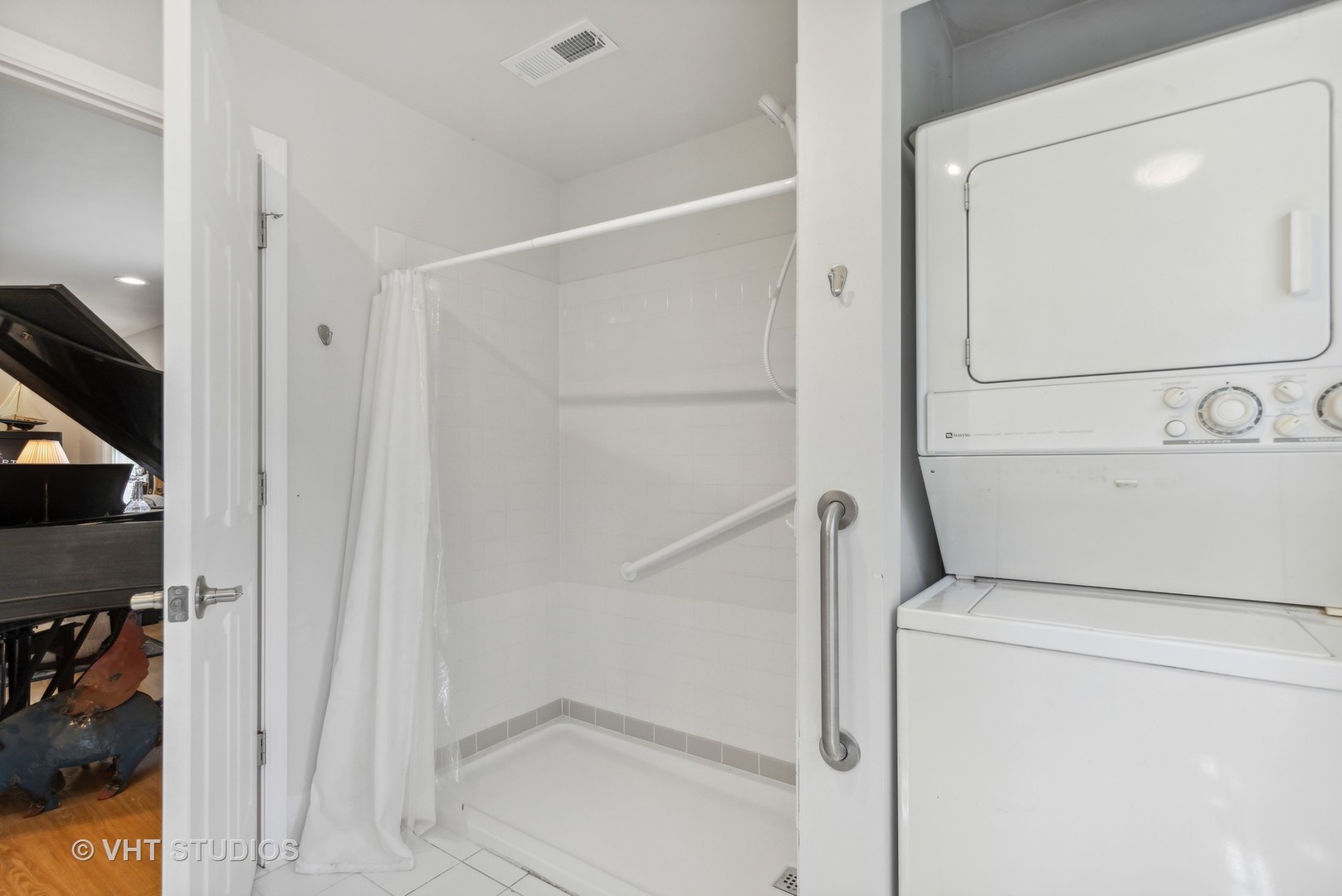 831 Warrenville Road Wheaton, IL 60189 - Photo 10 of 26 a bathroom with a shower and a sink