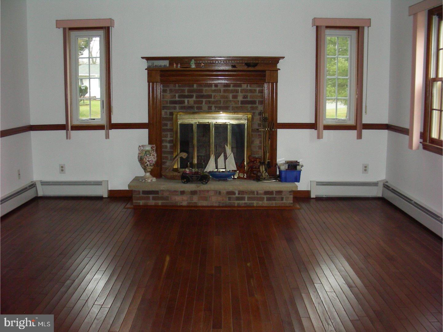 2 Quaker Hill Road Allentown, NJ 08501 - Photo 8 of 18 Gallery Image 8