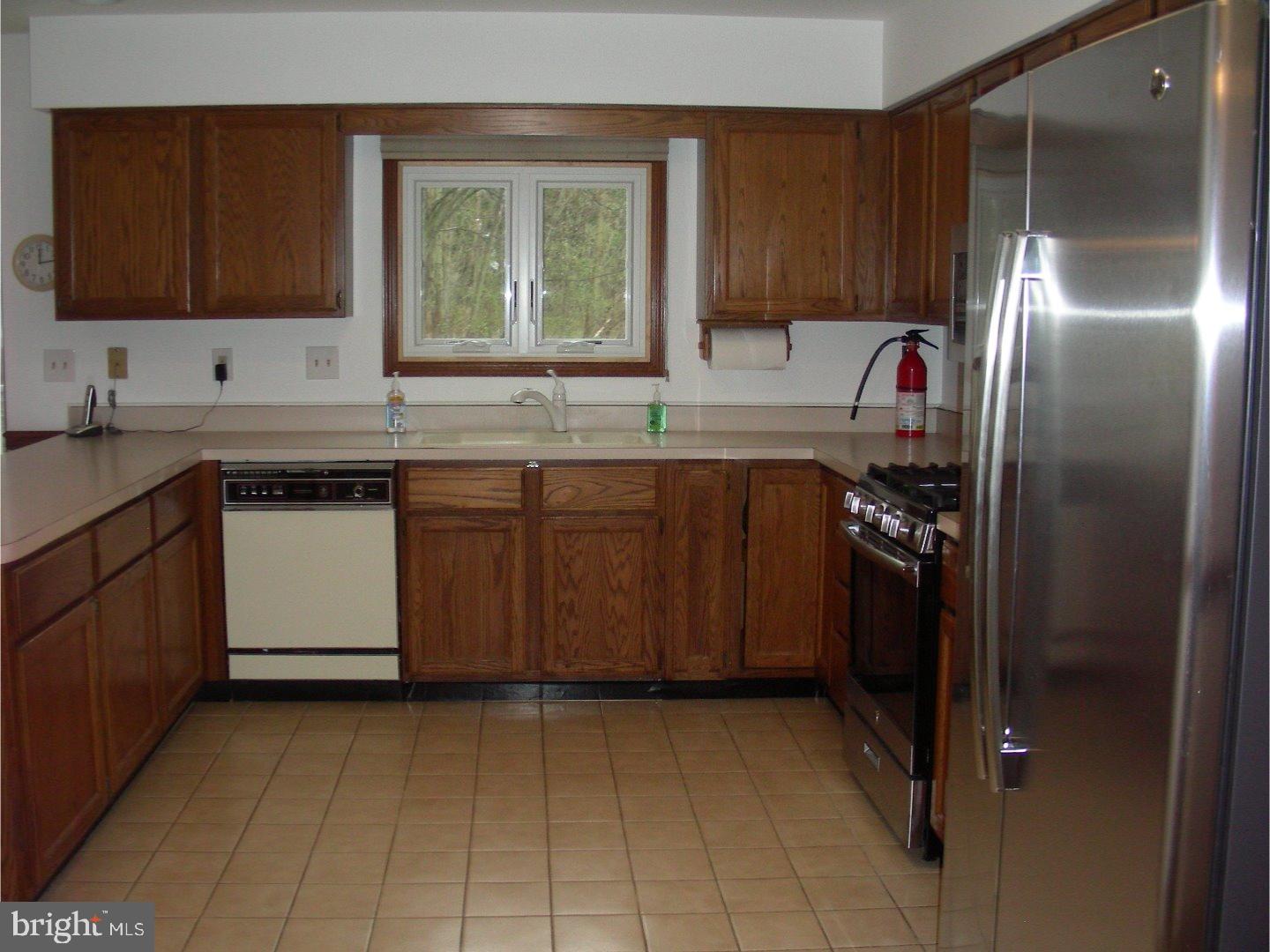 2 Quaker Hill Road Allentown, NJ 08501 - Photo 10 of 18 Gallery Image 10