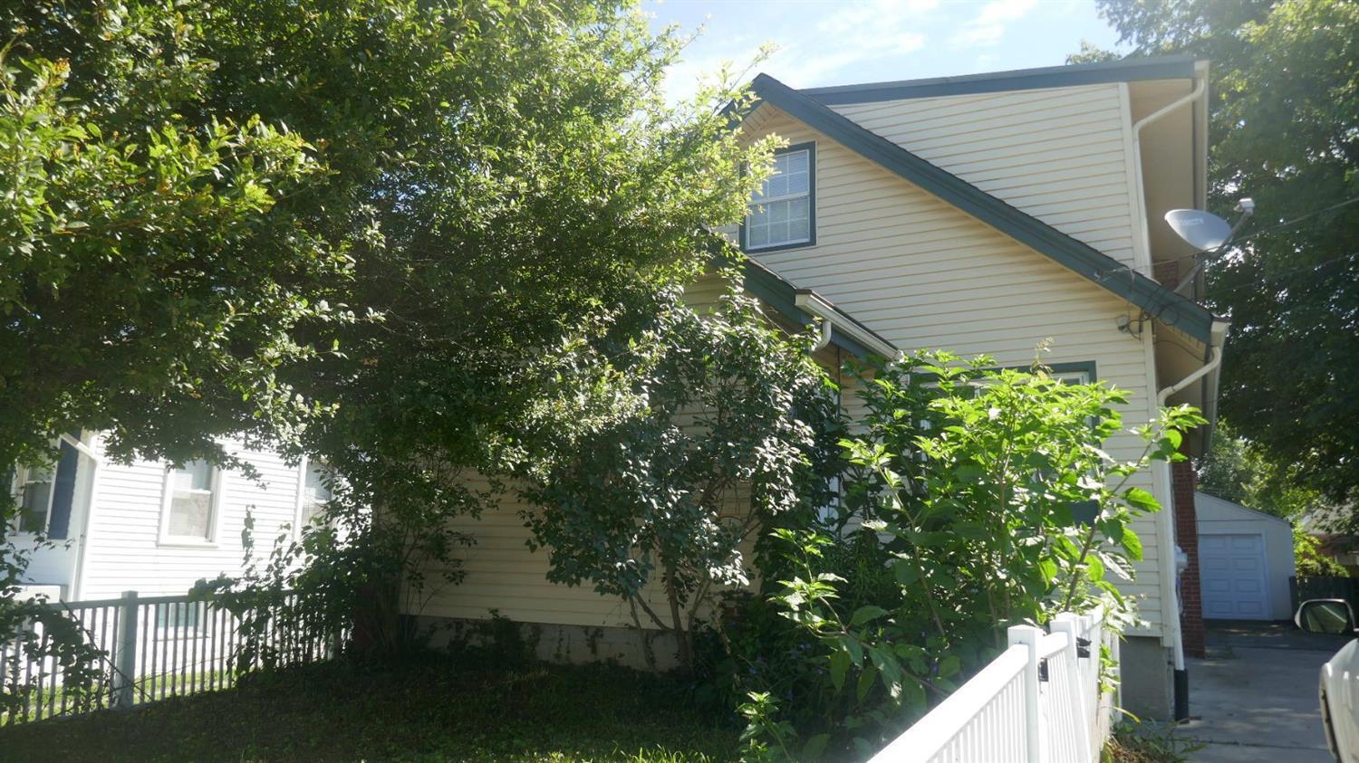 3716 Watterson Road Fairfax, OH 45227 - Photo 3 of 23