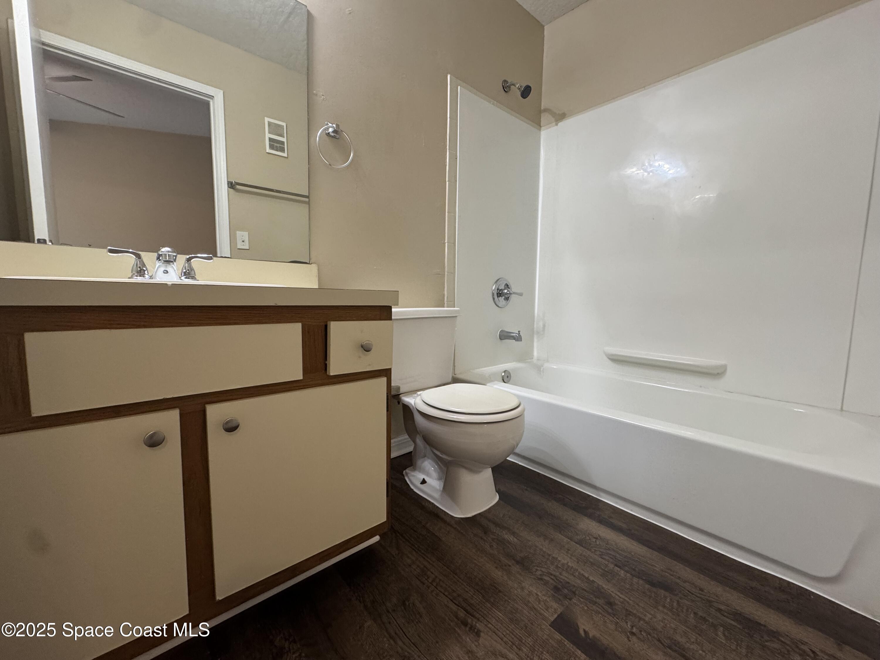 7667 North Wickham Road, Unit 1515 Melbourne, FL 32940 - Photo 7 of 34 Primary bathroom