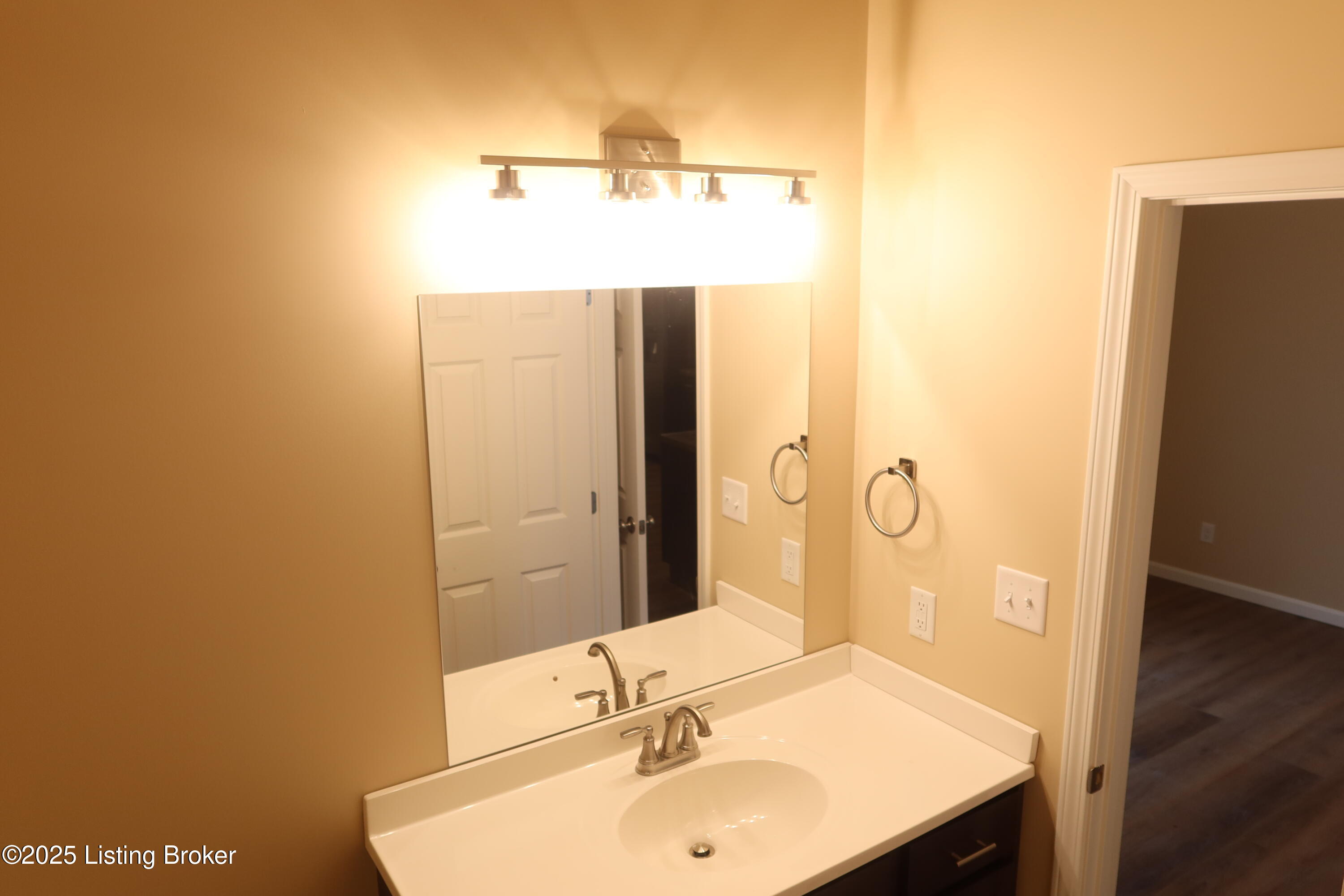 110 Peonia Road Clarkson, KY 42726 - Photo 38 of 42 2025-05-01 01.52.52