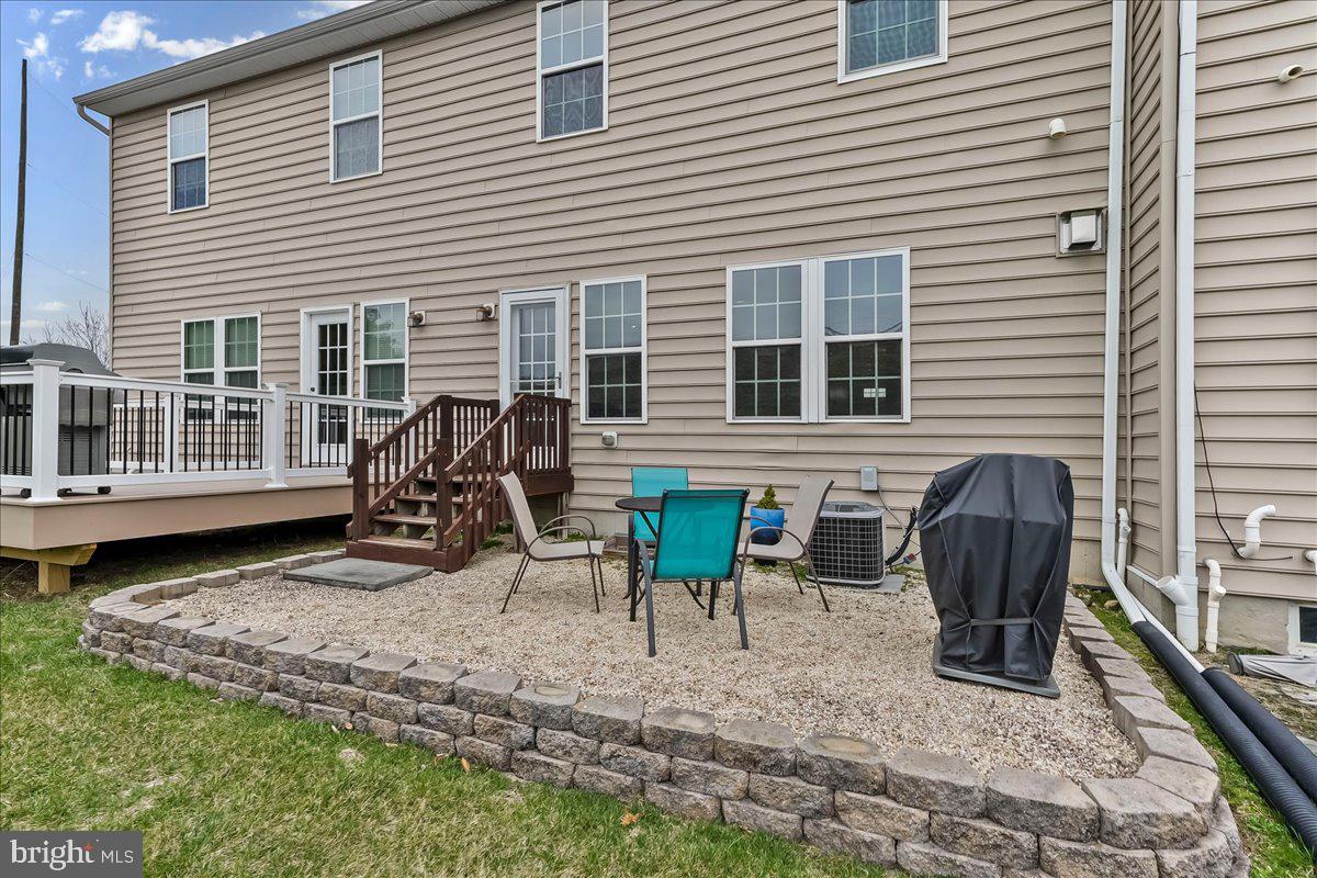194 Tulsk Road Avondale, PA 19311 - Photo 4 of 41