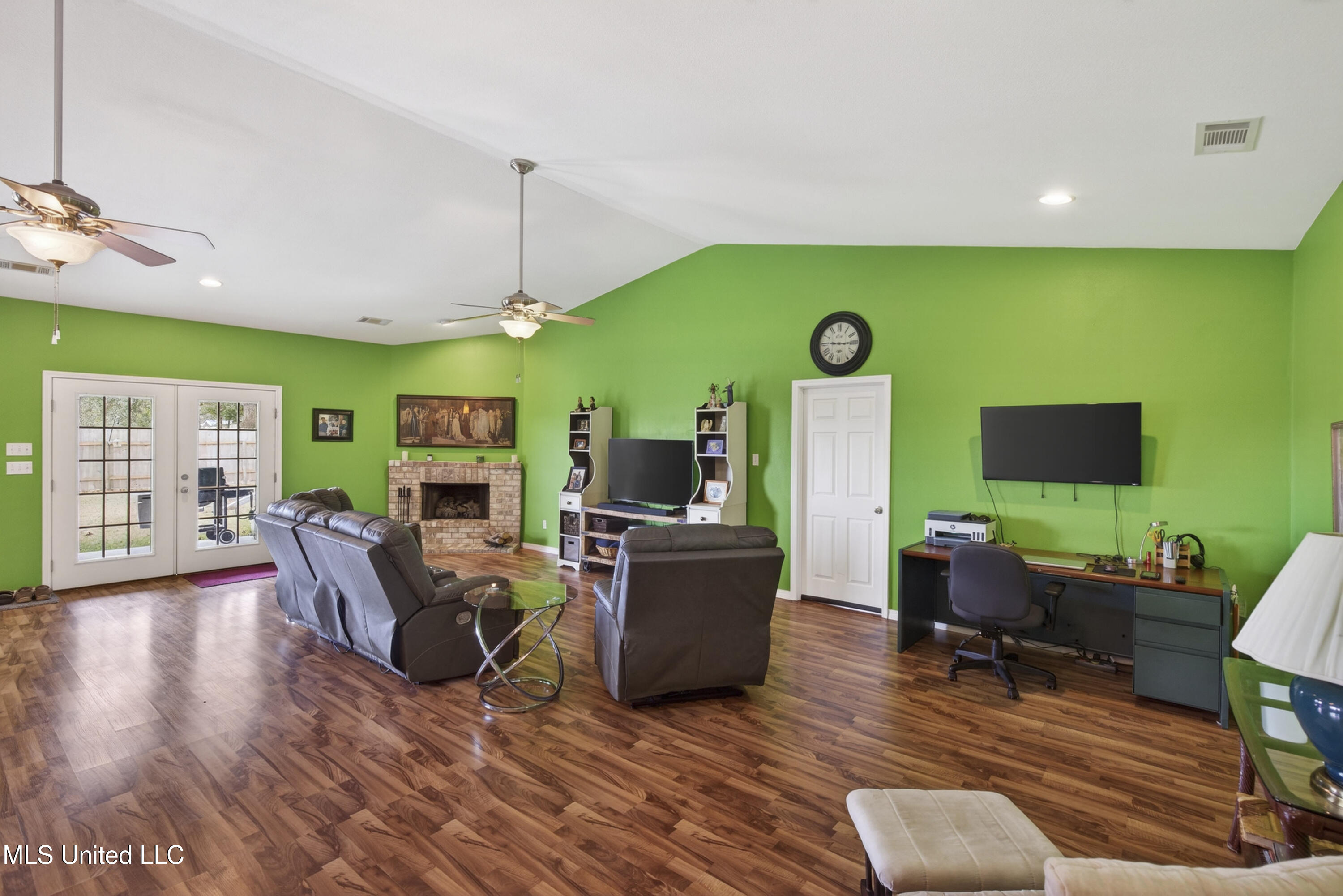 4716 Ashmore Ridge Drive Vancleave, MS 39565 - Photo 11 of 46 4716AshmoreRidgeDr-12