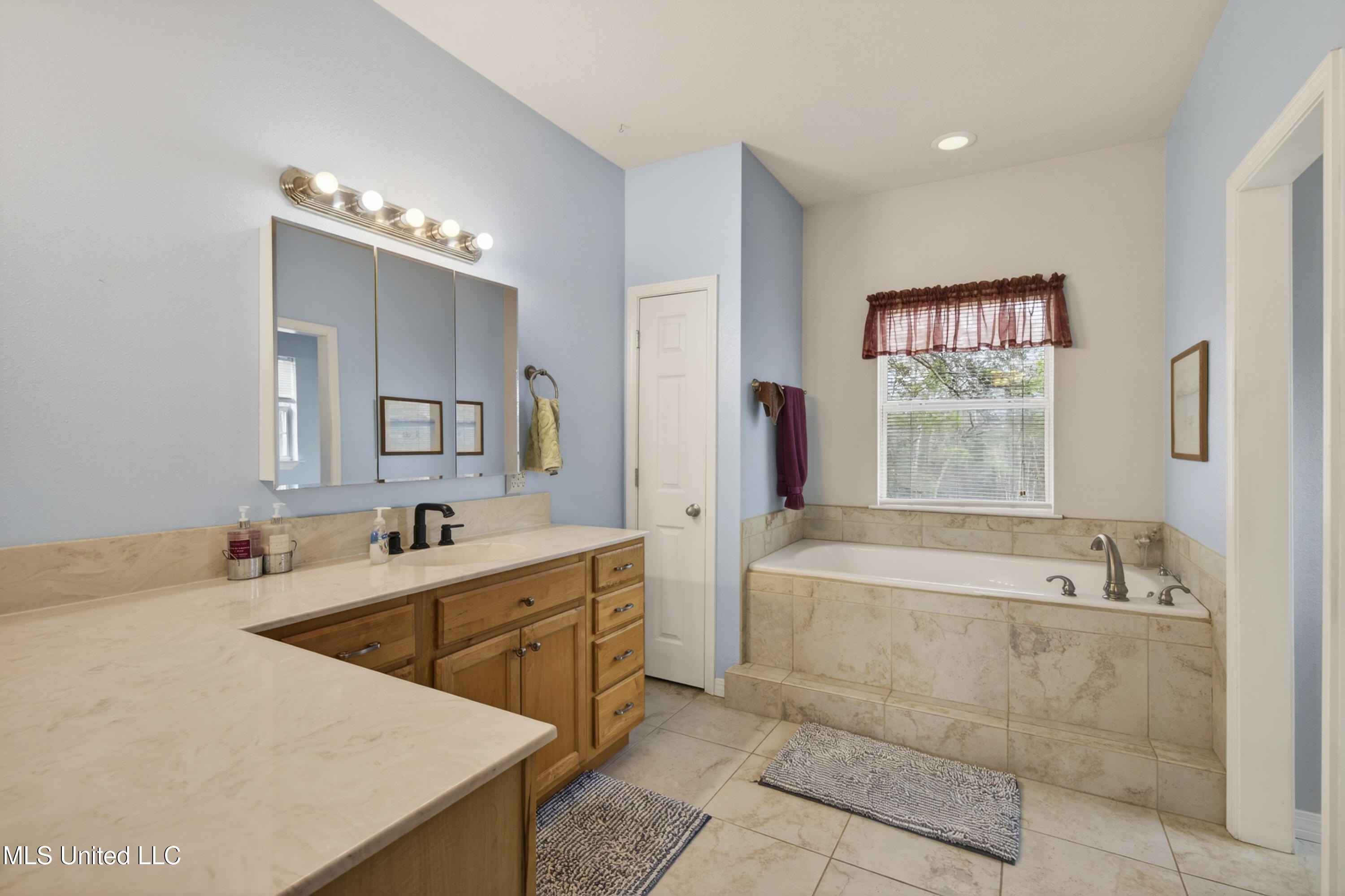 4716 Ashmore Ridge Drive Vancleave, MS 39565 - Photo 23 of 46 4716AshmoreRidgeDr-26