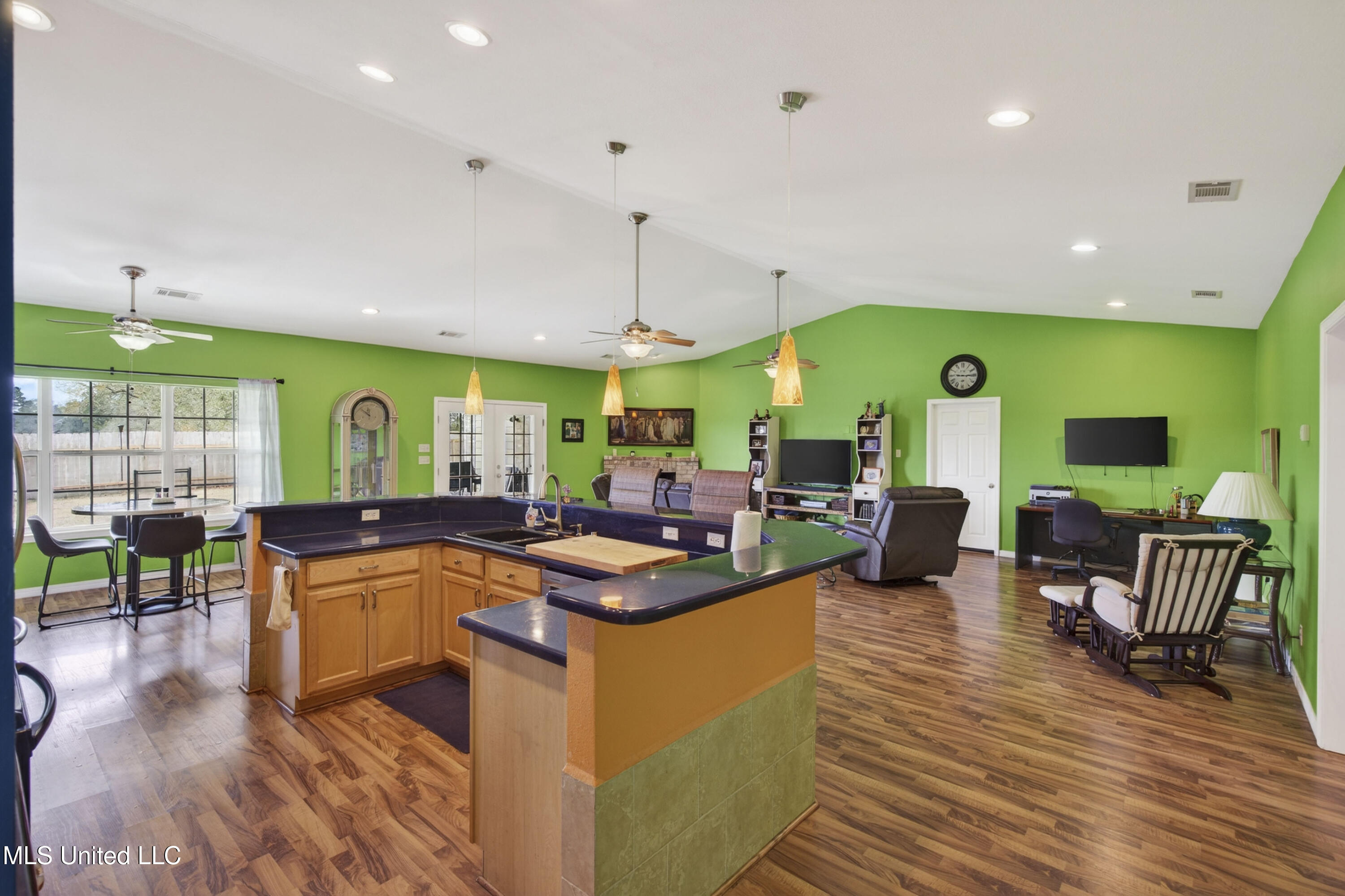 4716 Ashmore Ridge Drive Vancleave, MS 39565 - Photo 10 of 46 4716AshmoreRidgeDr-11