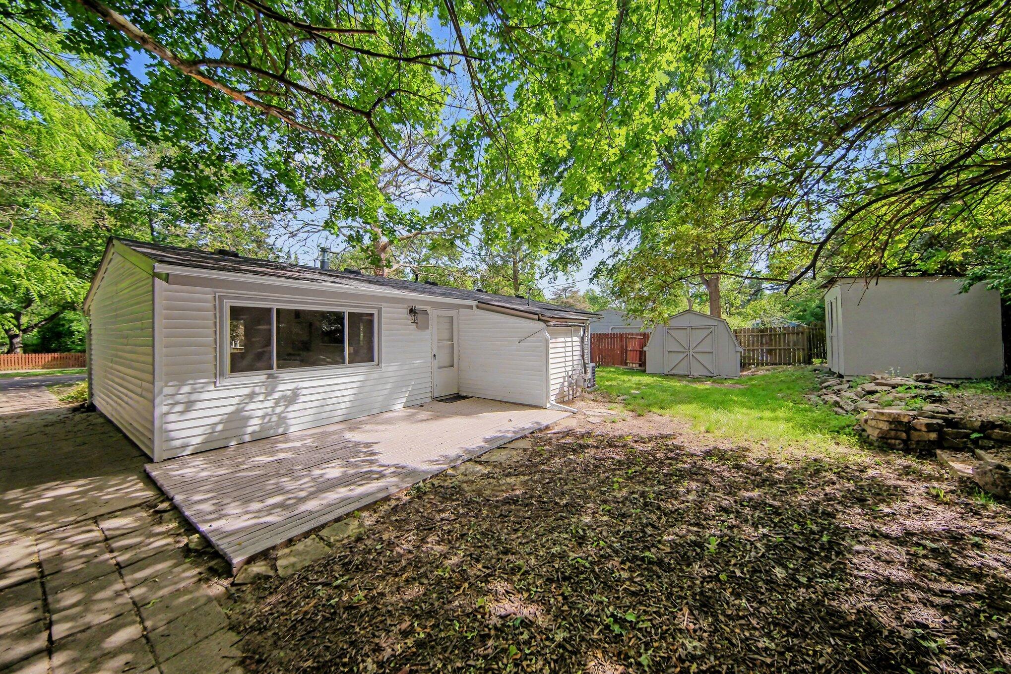 2731 Canterbury Road Ann Arbor, MI 48104 - Photo 22 of 26 026_dscf9348_625