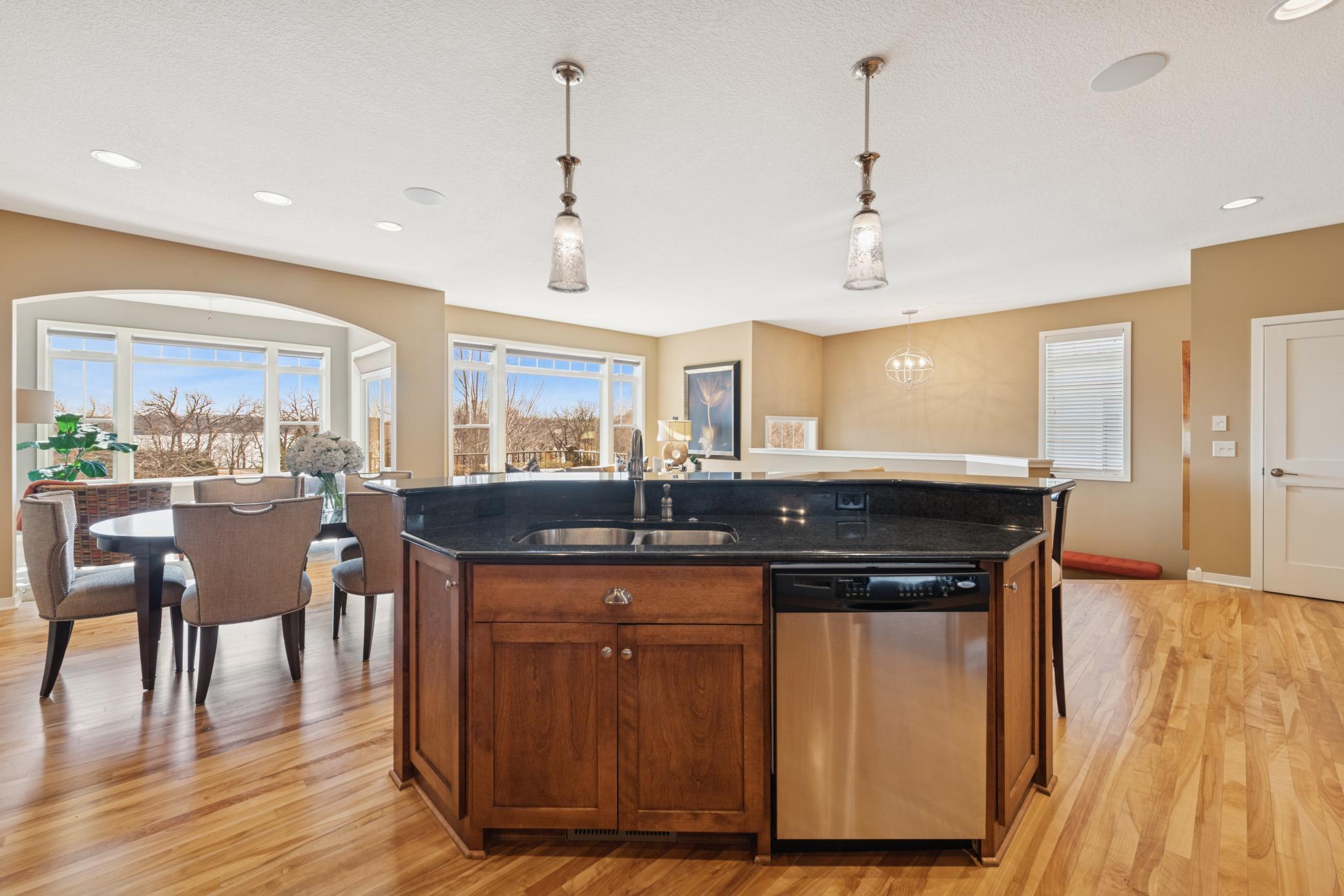 58 Lake Riley Trail Chanhassen, MN 55317 - Photo 10 of 43 Gallery Image 10