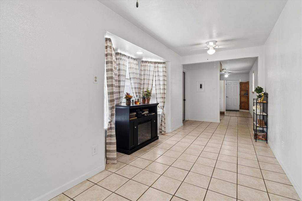 3007 McReynolds Road Sanger, TX 76266 - Photo 8 of 39