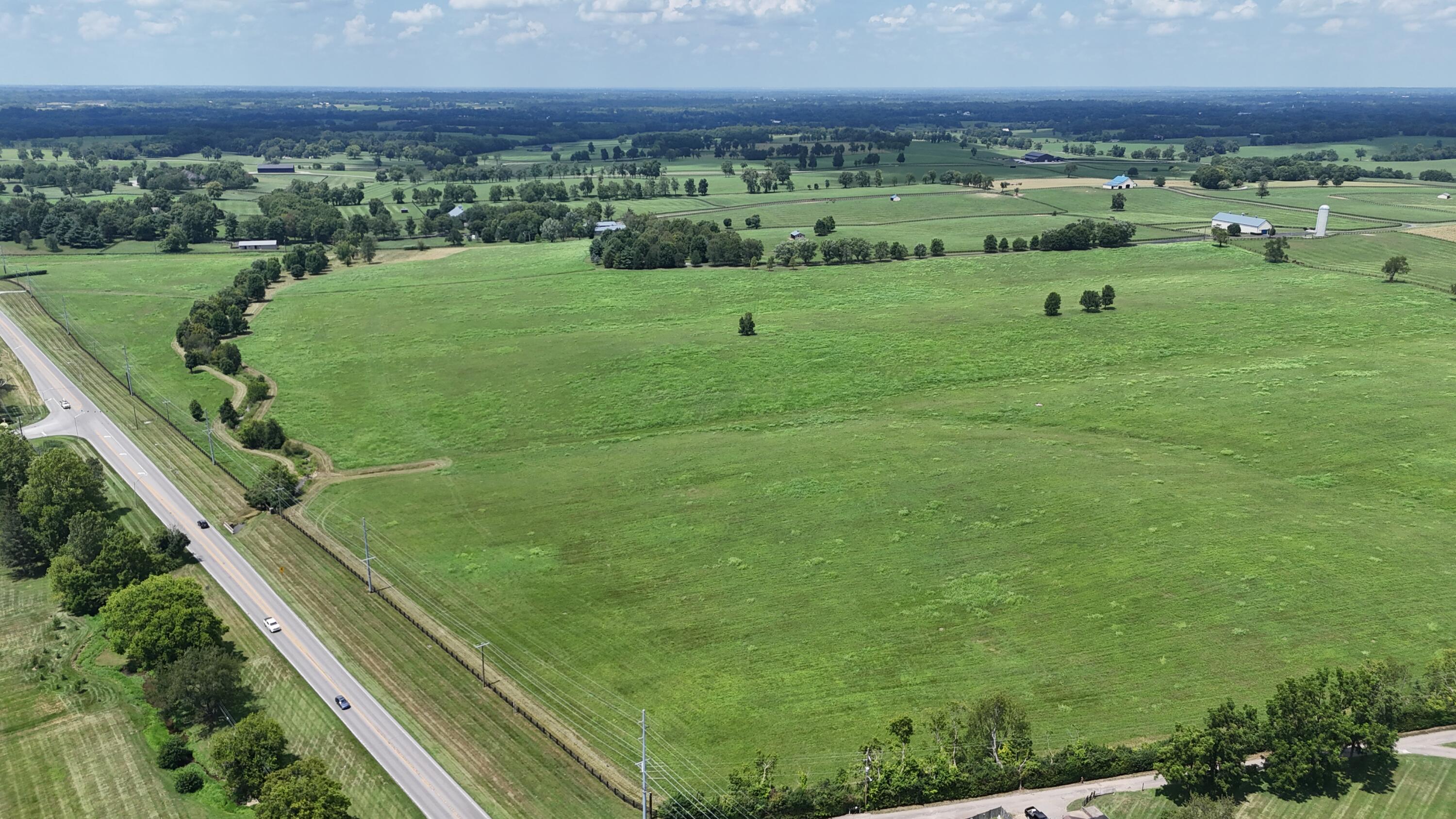 3469 Winchester Road Lexington, KY 40509 - Photo 28 of 86 DJI_20250725140836_0211_D
