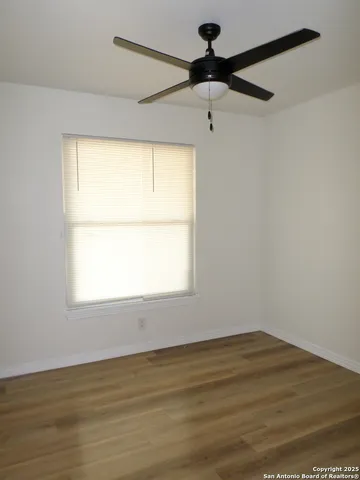 $1,400 | 210 Carmen Place, San Antonio, TX 78207