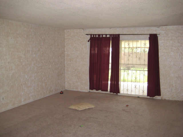 5463 West Osborn Road Phoenix, AZ 85031 - Photo 5 of 6 Additional Photo