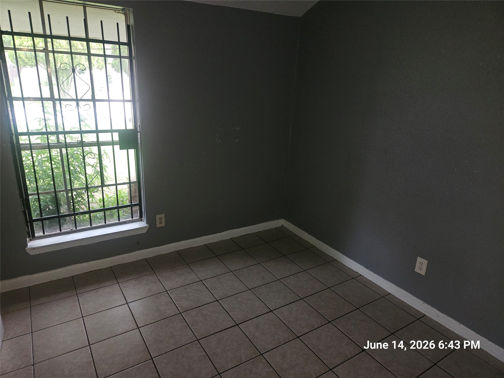 1534 Tarberry Road Houston, TX 77088 - Photo 9 of 16