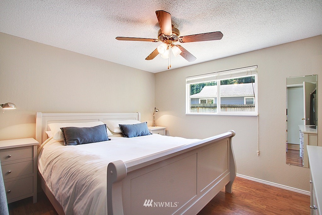 14402 158th Place Southeast Renton, WA 98059 - Photo 10 of 16 Gallery Image 10