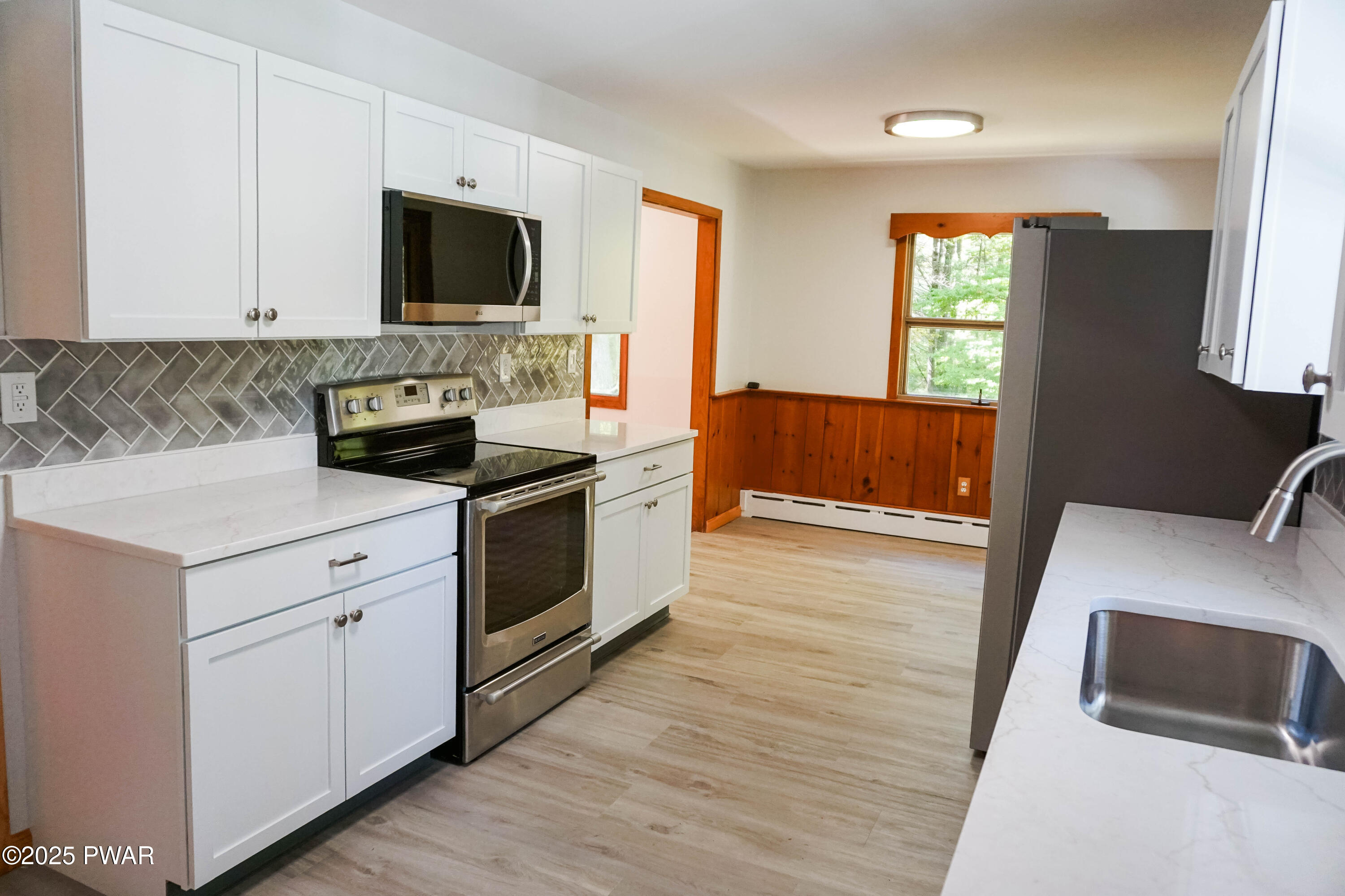 145 Spencer Road Dingmans Ferry, PA 18328 - Photo 4 of 39