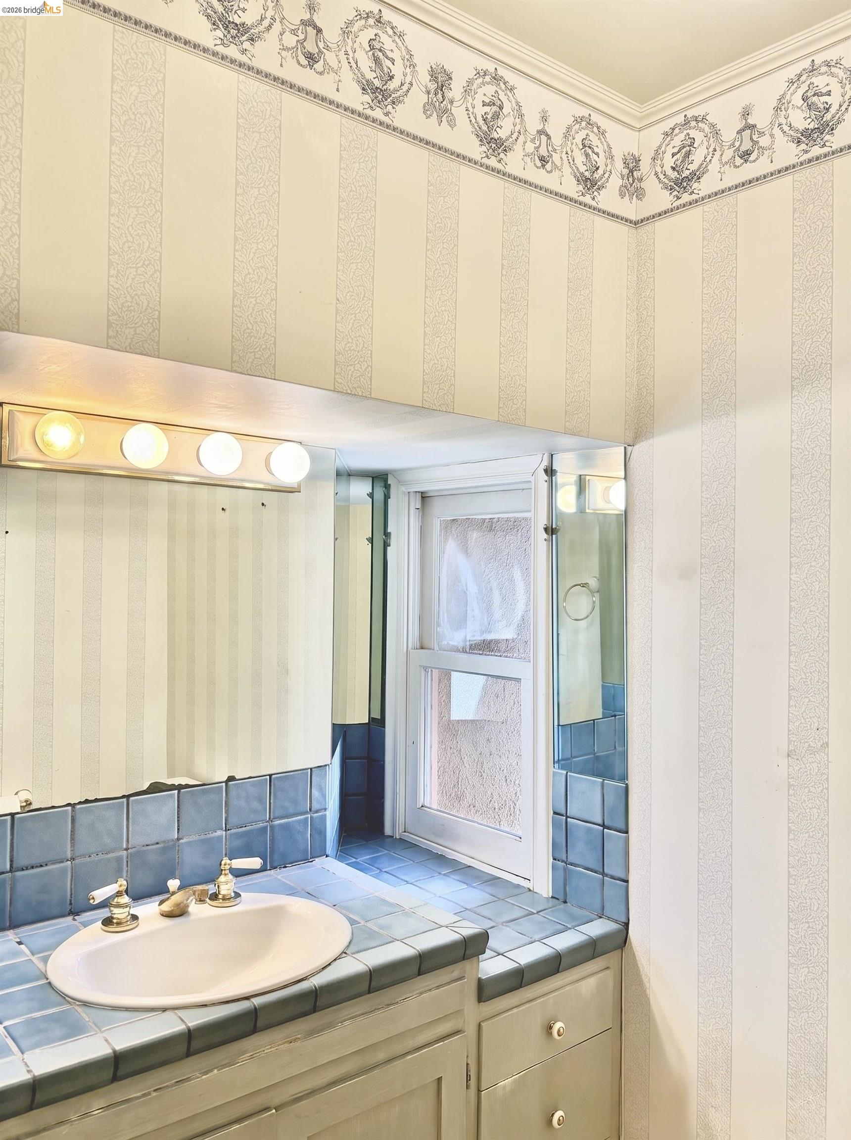 916 Cragmont Avenue Berkeley, CA 94708 - Photo 25 of 35