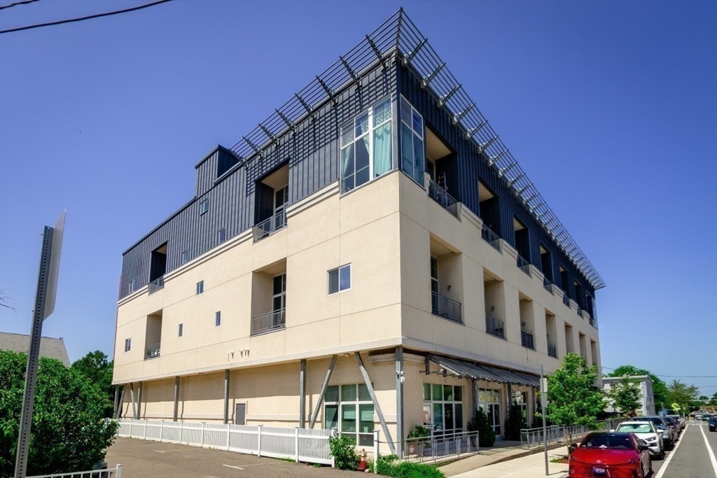 950 Broadway, Unit 10 Chelsea, MA 02150 - Photo 20 of 28
