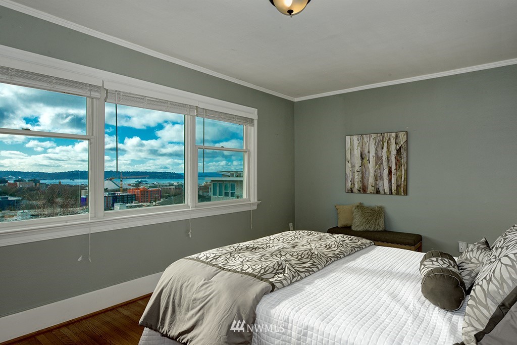365 Prospect Street Seattle, WA 98109 - Photo 17 of 39 Gallery Image 17