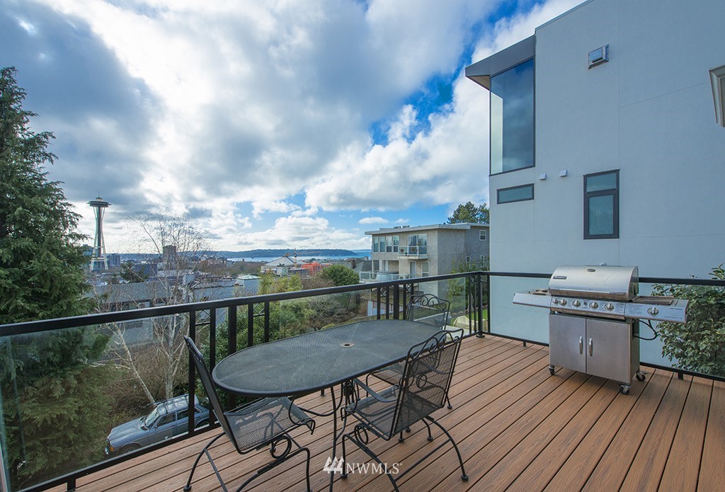 365 Prospect Street Seattle, WA 98109 - Photo 29 of 39 Gallery Image 29