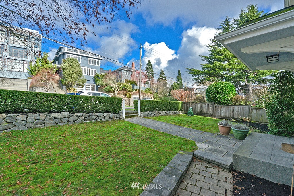 365 Prospect Street Seattle, WA 98109 - Photo 33 of 39 Gallery Image 33
