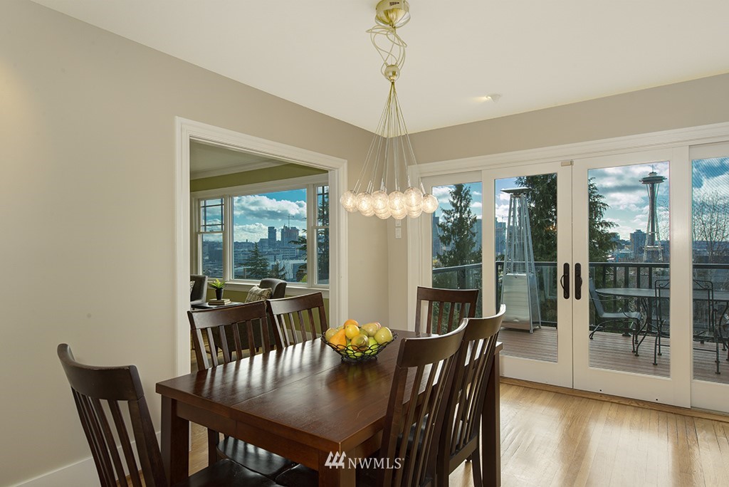 365 Prospect Street Seattle, WA 98109 - Photo 10 of 39 Gallery Image 10