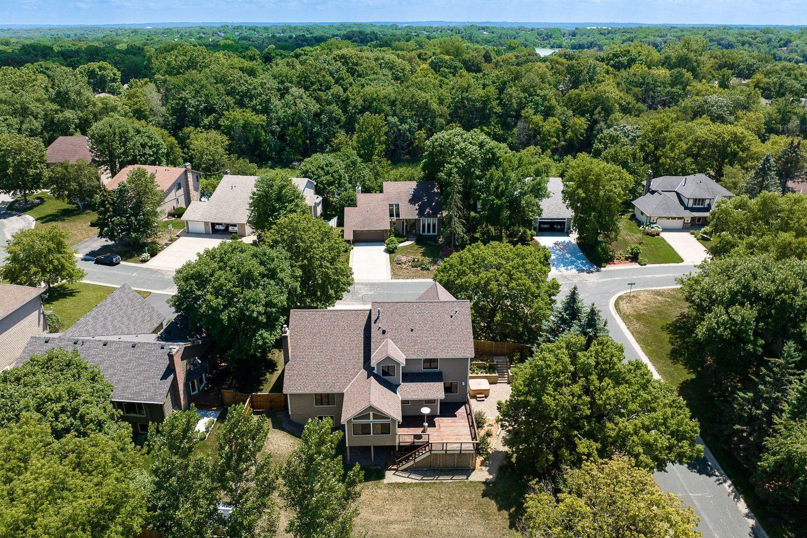 15540 Canyon Ridge Eden Prairie, MN 55347 - Photo 54 of 62 Gallery Image 54