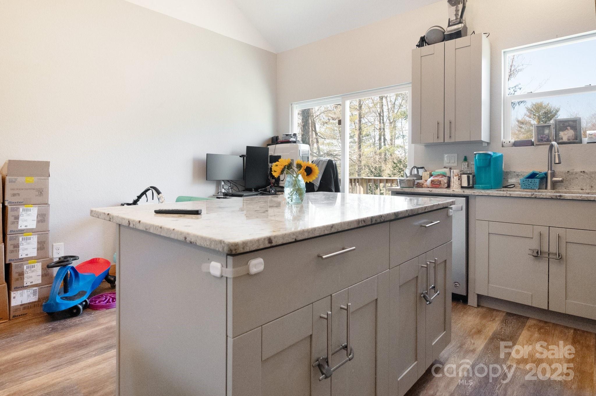 156 Locust Court Arden, NC 28704 - Photo 7 of 20 Gallery Image 7