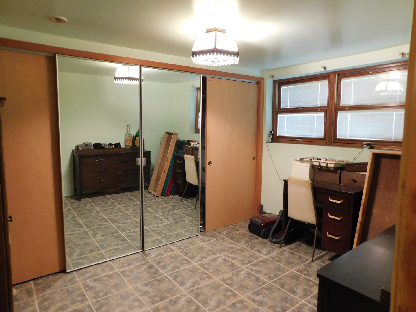 692 Maple Drive Buffalo Grove, IL 60089 - Photo 12 of 18 a view of a storage & utility room